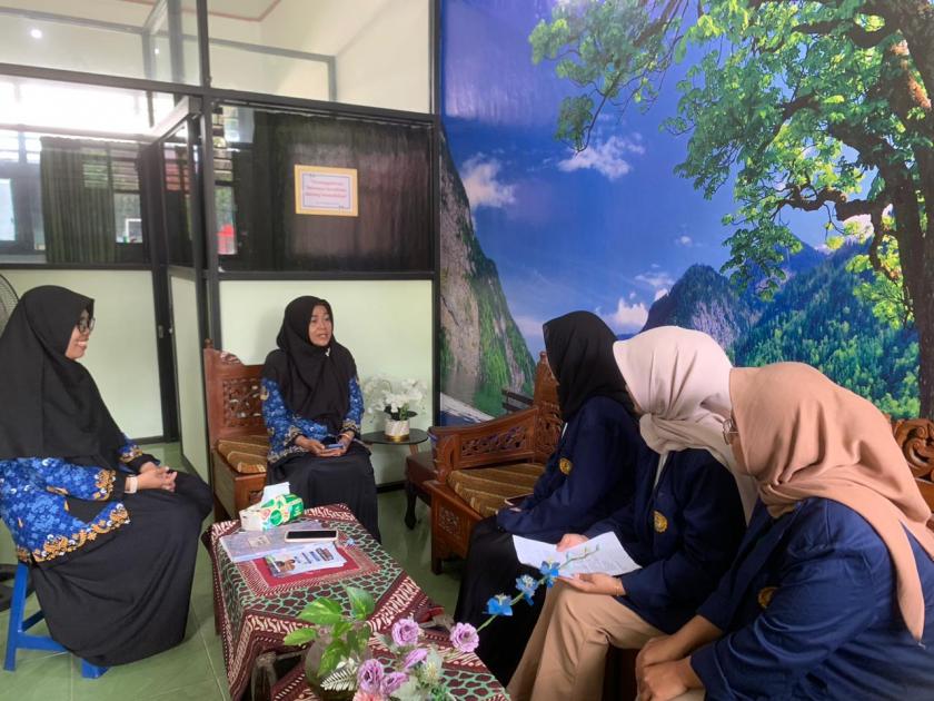 Membentuk Profesionalisme Konselor Masa Depan, Guru BK MTsN 3 Sleman Adakan Pembimbingan Kepada Mahasiswa Praktikum BK