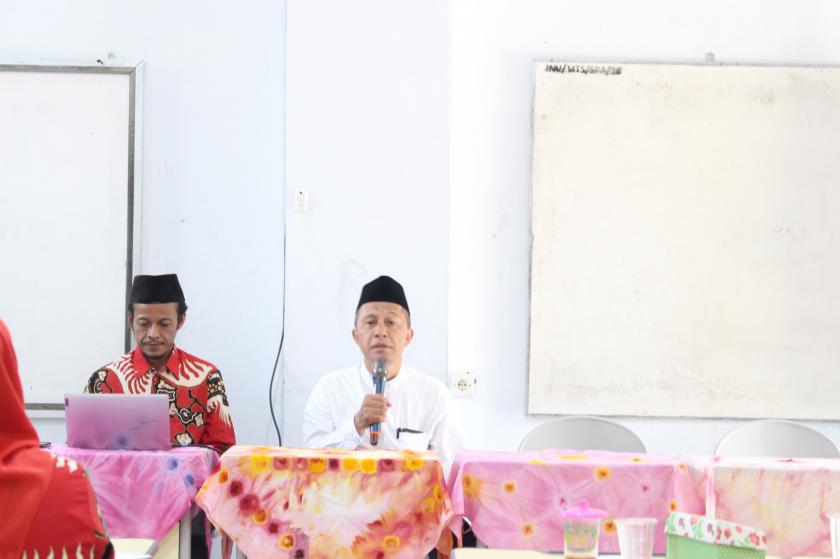 Perkuat Kompetensi, Guru Fikih MTs Negeri 3 Sleman Ikuti MGMP (Musyawarah Guru Mata Pelajaran)