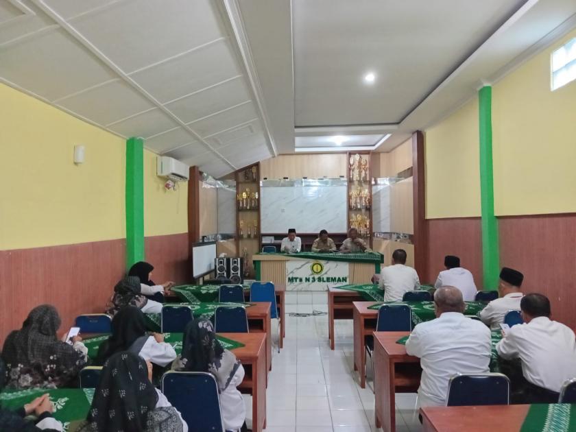 MTsN 3 Sleman Gelar Sosialisasi dan Simulasi Tanggap Bencana