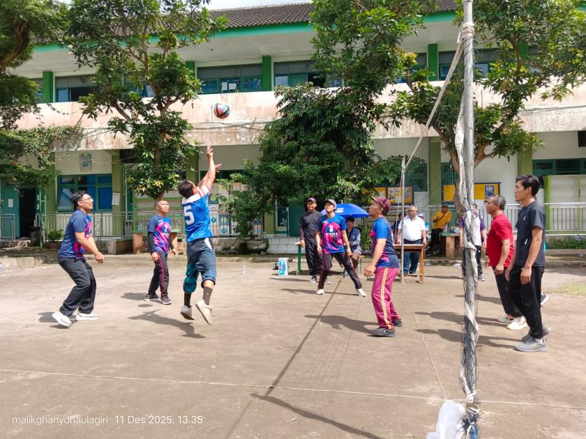 Perjuangan MTsN 3 Sleman Terhenti di Semifinal Voli HAB ke-80 Kemenag Sleman