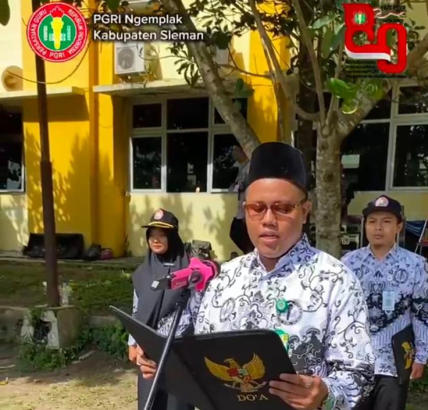 Syaiful Mustofa, S.Pd.I Guru MTs N 3 Sleman, Terpilih Sebagai Pembaca Doa Upacara PGRI Kapanewon 