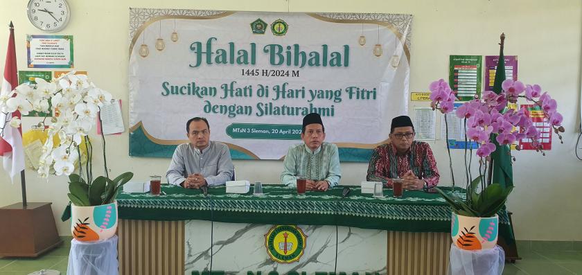 Jalin Erat Silaturahmi, Halal Bihalal Keluarga Besar MTs Negeri 3 Sleman: Khidmat dan Akrab