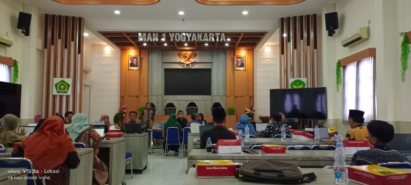 Pemutakhiran Data BMN oleh MTs Negeri 3 Sleman bersama TIM 2 BMN Kanwil Kemenag DIY Berjalan Lancar