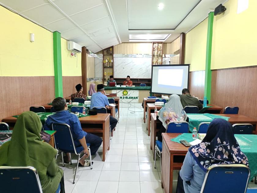 Rapat Triwulan Komite, MTs Negeri 3 Sleman Matangkan Program Madrasah