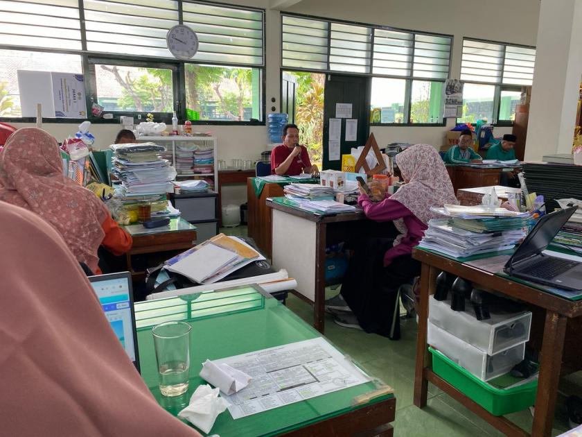 Briefing Pagi MTs N 3 Sleman, Siapkan Berbagai Agenda di Hari yang Fitri