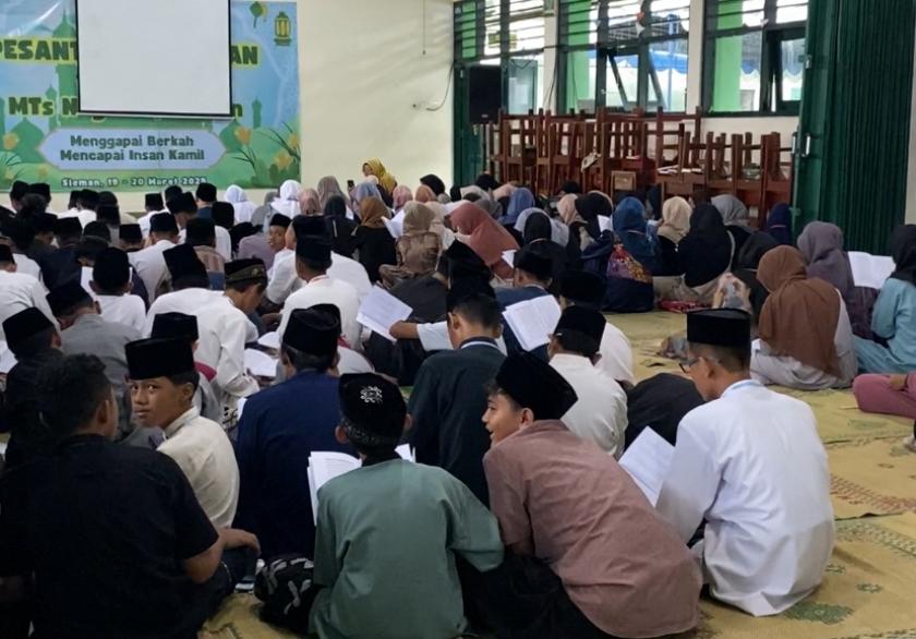 Berikan Motivasi Siswa, MTs Negeri 3 Sleman Berikan Materi Mahfuzhot