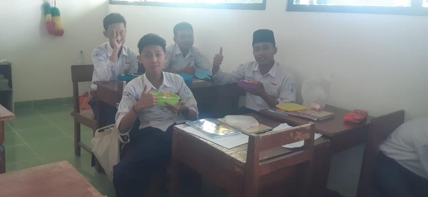 Kurangi Sampah Plastik, MTsN 3 Sleman Wajibkan Bawa Bekal Sendiri