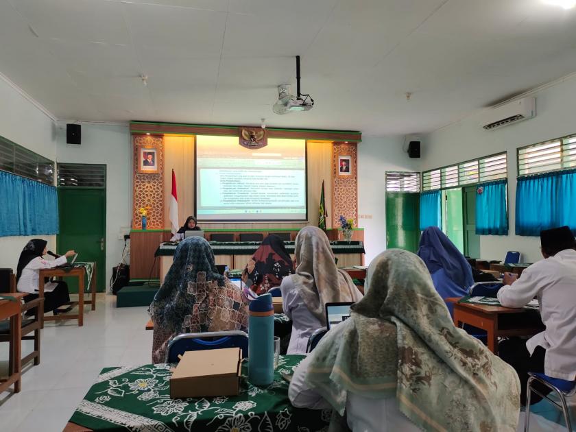 Implementasikan Pembelajaran Mendalam, Guru MTs Negeri 3 Sleman Ikuti Workshop Lanjutan