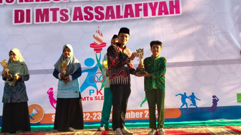 Zhendy Afriansyah Herfesa Raih Juara 1 Catur Putra pada  PKM 2026