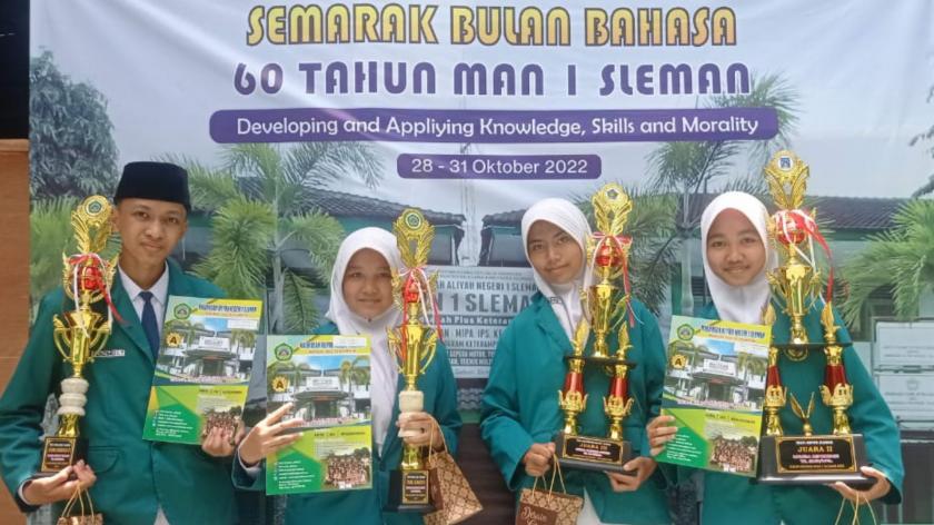 MTsN 3 Sleman Borong 4 Piala pada Ajang Semarak Bulan Bahasa MAN 1 Sleman