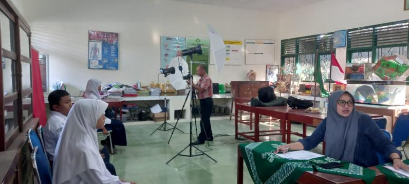 Tertib Administrasi, MTsN 3 Sleman Kebut Pembuatan Kartu Indentitas Siswa Baru