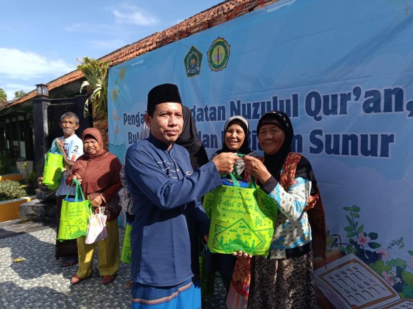 Bakti Sosial MTs Negeri 3 Sleman Tepat Sasaran