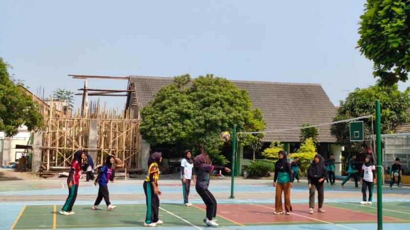 Sambut PKM 2026, Pelatihan Voli Putri MTsN 3 Sleman Gembleng Fisik dan Mental Skuad
