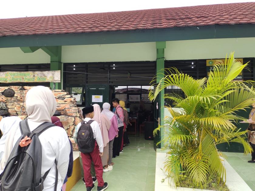 Pendaftar Padati SPMB MTs Negeri 3 Sleman di Hari Pertama