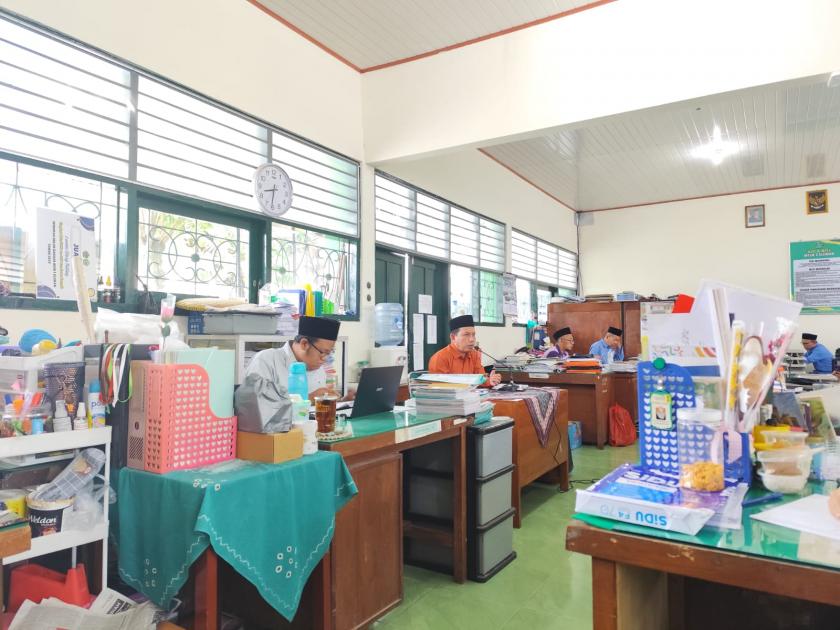 Songsong Ramadan dan Perkuat Zona Integritas, MTsN 3 Sleman Gelar Briefing Intensif