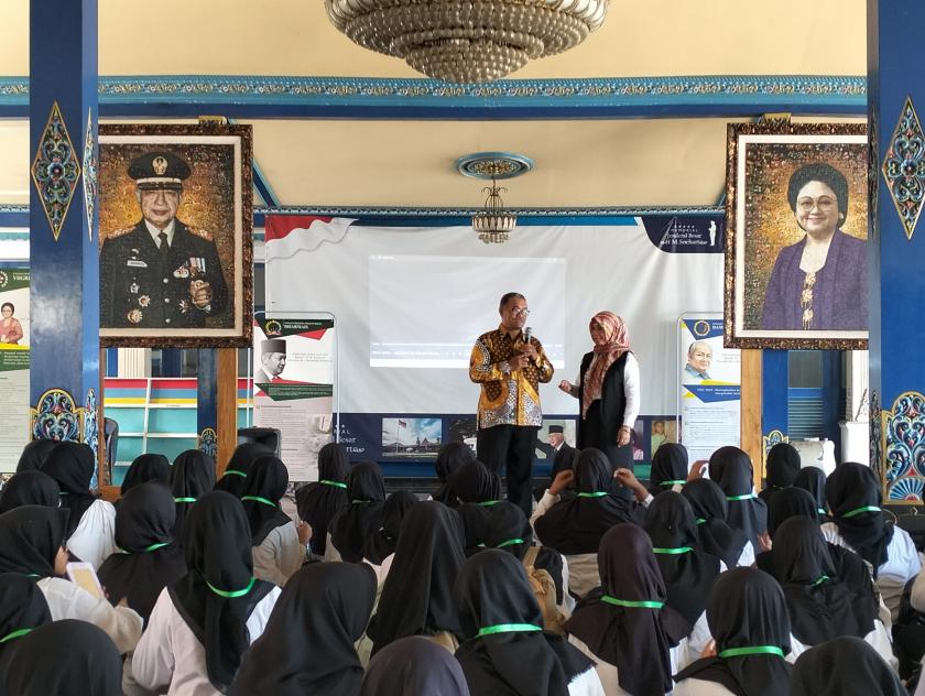 Outing Class Berbalut Patriotisme: Jelajah Sejarah Bersama MTs Negeri 3 Sleman di Museum Soeharto