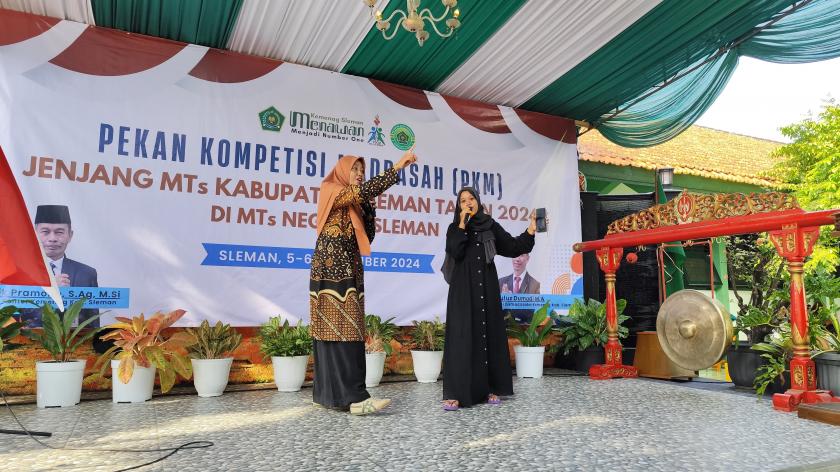 Kolaborasi Guru dan Siswa MTs Negeri 3 Sleman Warnai Penutupan PKM Tahun 2024