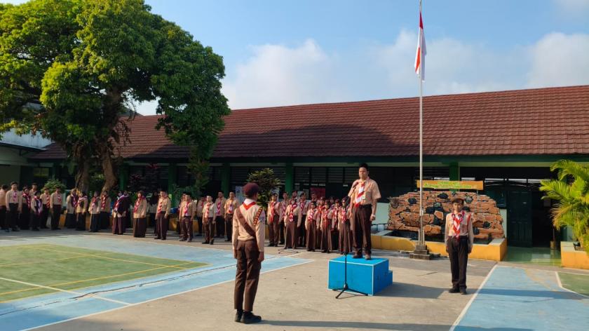 Kobarkan Semangat Berbangsa, MTs Negeri 3 Sleman Gelar Upacara Hari Pramuka Dengan Khidmat