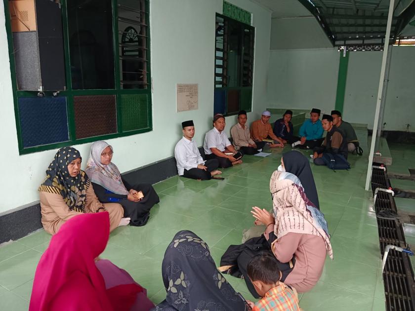Bangun Sinergitas, Pembimbing Tahfiz MTs Negeri 3 Sleman Rapatkan Barisan