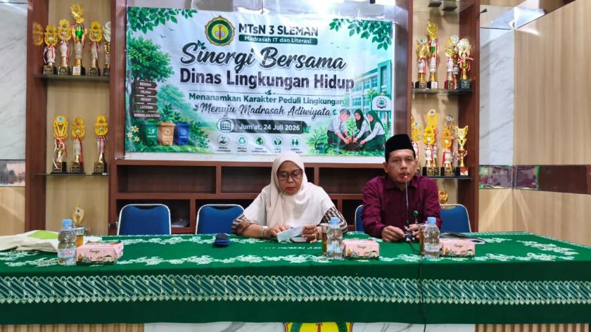 Kadis DLH Sleman Buka Sosialisasi Sekolah Adiwiyata di MTsN 3 Sleman: Tegaskan Pentingnya Budaya Karakter Peduli Lingkungan