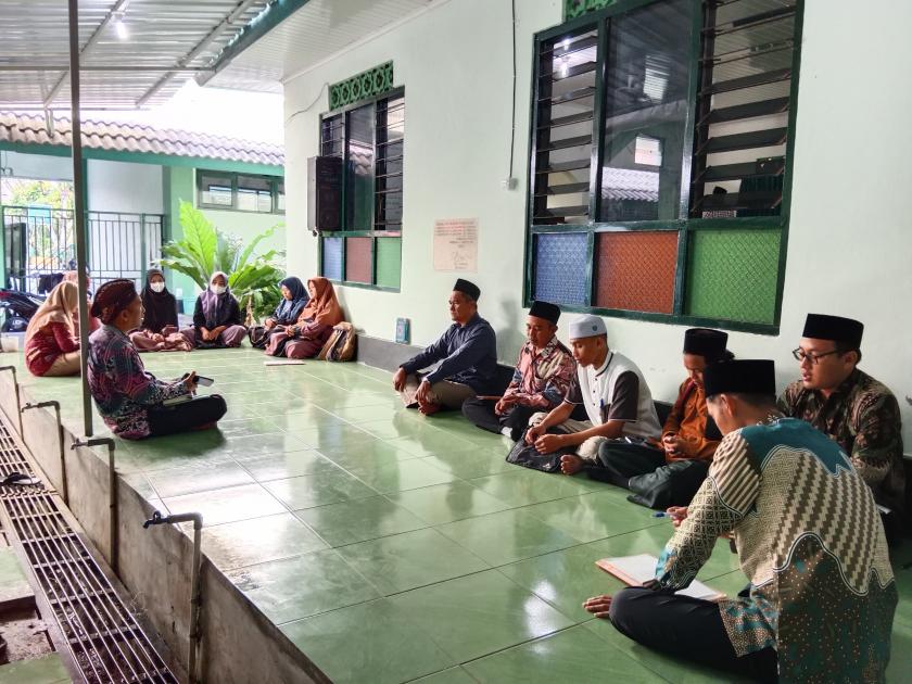 Evaluasi Rutin, Pembimbing Tahfiz MTs Negeri 3 Sleman Lakukan Koordinasi