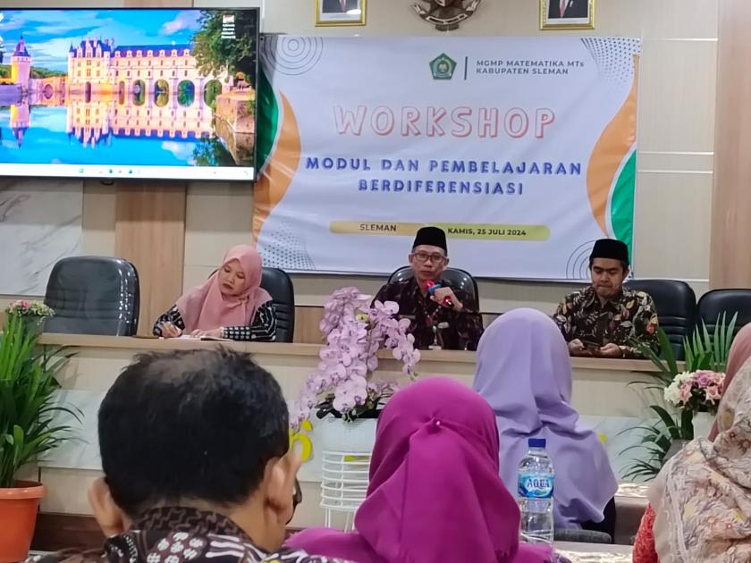 Kembangkan Kompetensi, Guru Matematika MTs Negeri 3 Sleman Ikuti Workshop Modul dan Pembelajaran Berdiferensiasi