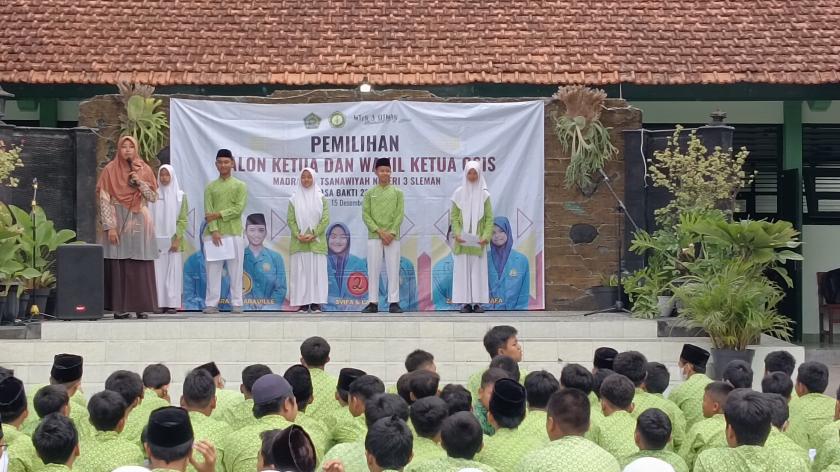 Jelang Pemilos, MTsN 3 Sleman Selenggarakan Orasi Calon Ketua dan Wakil OSIM
