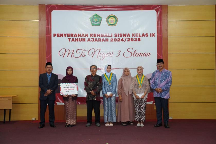 Apresiasi Prestasi Siswa, MTs N 3 Sleman Berikan Penghargaan Nonakamik