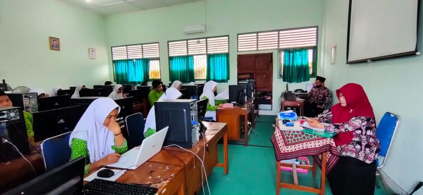 MTsN 3 Sleman Sukses Helat Asesmen Madrasah di Hari Pertama
