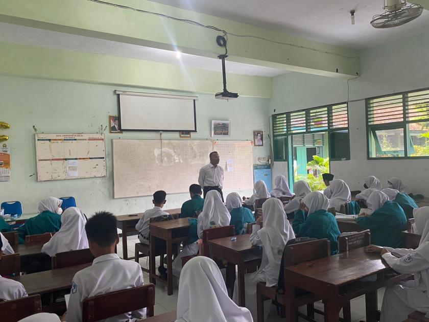 Pembinaan Karakter Rutin Siswa MTsN 3 Sleman