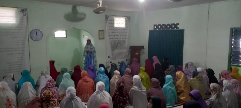 Tingkatkan Iman, Taqwa dan Bakat Siswa Putri, MTsN 3 Sleman Gelar Kultum Mandiri