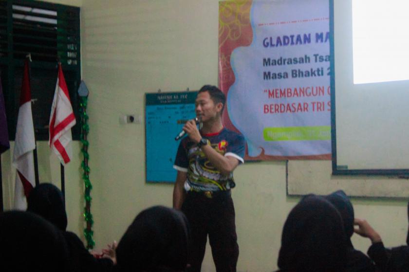 Materi Kepemimpinan dan Sejarah Kepramukaan Warnai LDK MP MTsN 3 Sleman