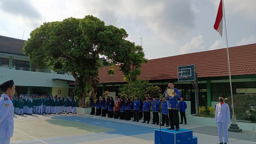 Peringati Hari Pahlawan 2023, MTsN 3 Sleman Laksanakan Upacara dengan Khidmat