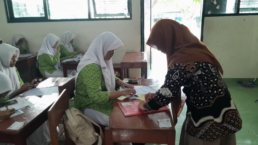 Tingkatkan Partisipasi Siswa, MTs N 3 Sleman lakukan Pendampingan Program Indonesia Pintar (PIP)