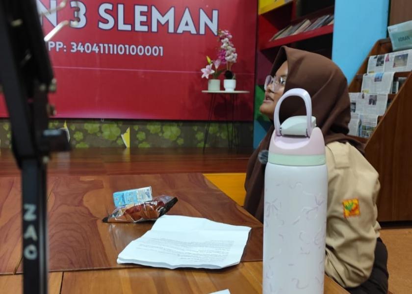 Persiapkan Siswi Menjelang Lomba, MTsN 3 Sleman Intensifkan Gladi Bahasa Inggris