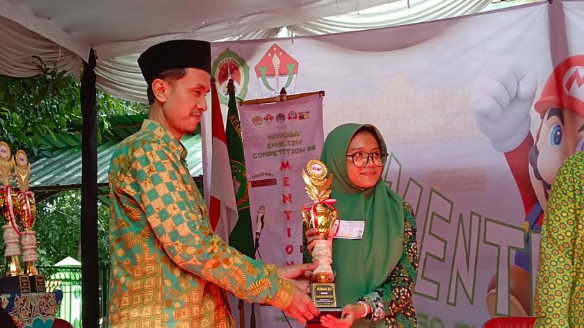 MTsN 3 Sleman Raih Juara 3 Speech Contest Mention #6