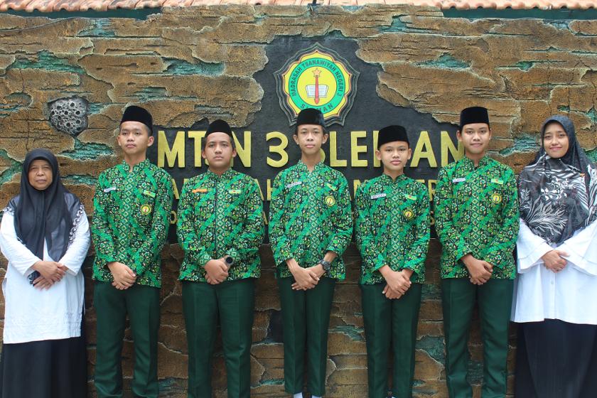 Tim Riset Putra MTsN 3 Sleman Raih Medali Perak Youth International Science Fair 2022