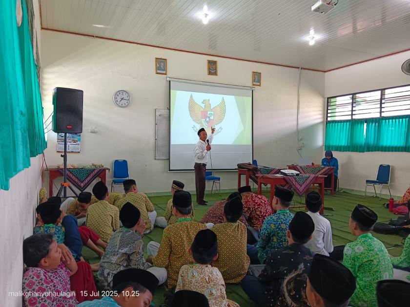 Bekali Murid Baru Dengan Wasbang dan Moderasi, MTsN 3 Sleman Undang Tokoh FKKUB dalam Matsama