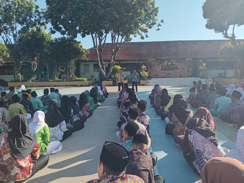 Pembinaan Waka Kesiswaan Warnai Kegiatan MATAMUDA MTs Negeri 3 Sleman