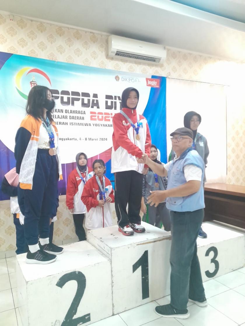 Mengagumkan, Rindu Raih Emas Cabor Catur POPDA DIY