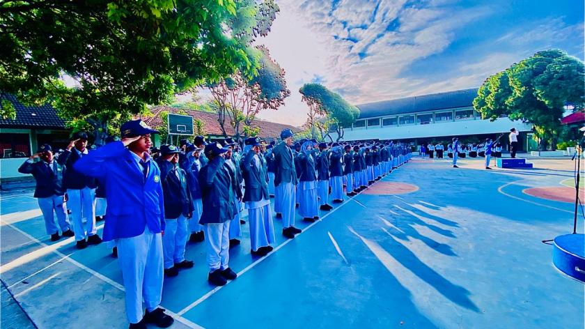 Peringati Hari Kebangkitan Nasional ke-116, MTsN 3 Sleman Laksanakan Upacara