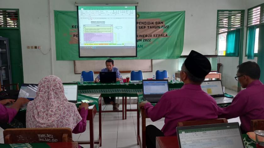 MTs Negeri 3 Sleman Adakan Bimtek Penyusunan SKP