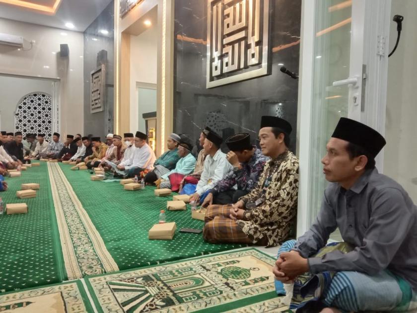 Jalin Silaturahmi, Kepala MTs Negeri 3 Sleman Ikuti Safari Tarawih Keliling Se-Kapanewon Ngemplak