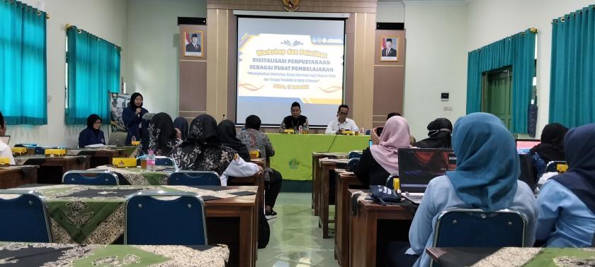 Dua Pegawai MTsN 3 Sleman Ikuti Workshop Digitalisasi Perpustakaan di MAN 4 Sleman