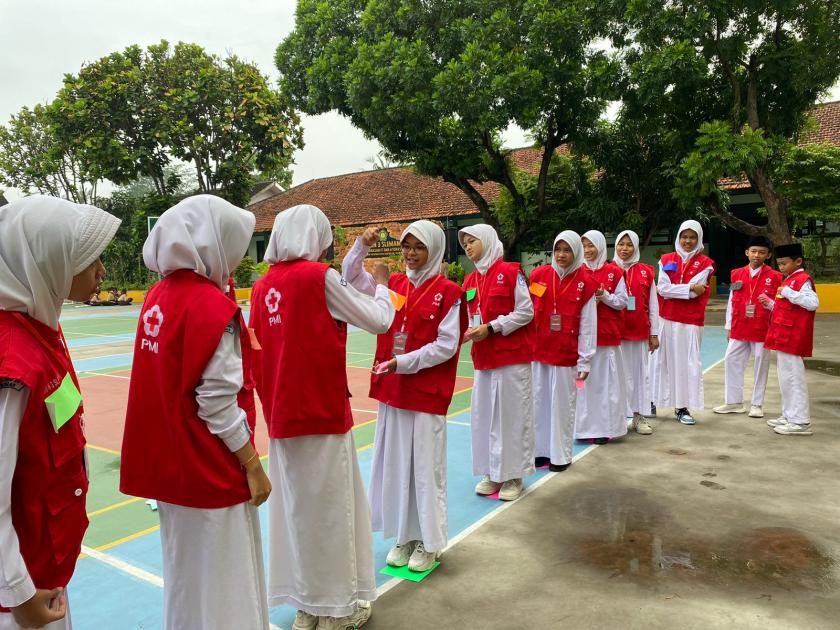 LDK PMR MTs Negeri 3 Sleman Hari Kedua Penuh Tantangan