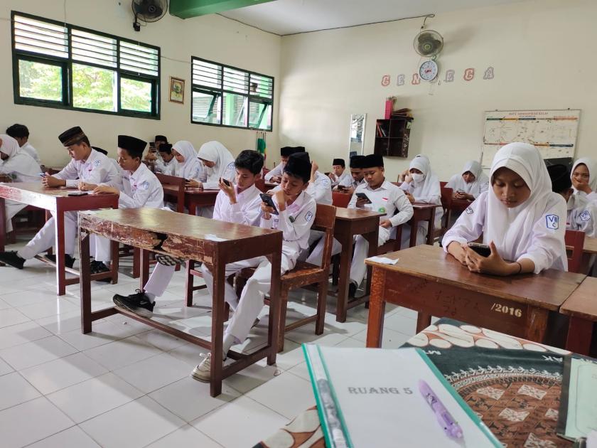 ASAT MTs Negeri 3 Sleman Hari Pertama Berjalan Lancar