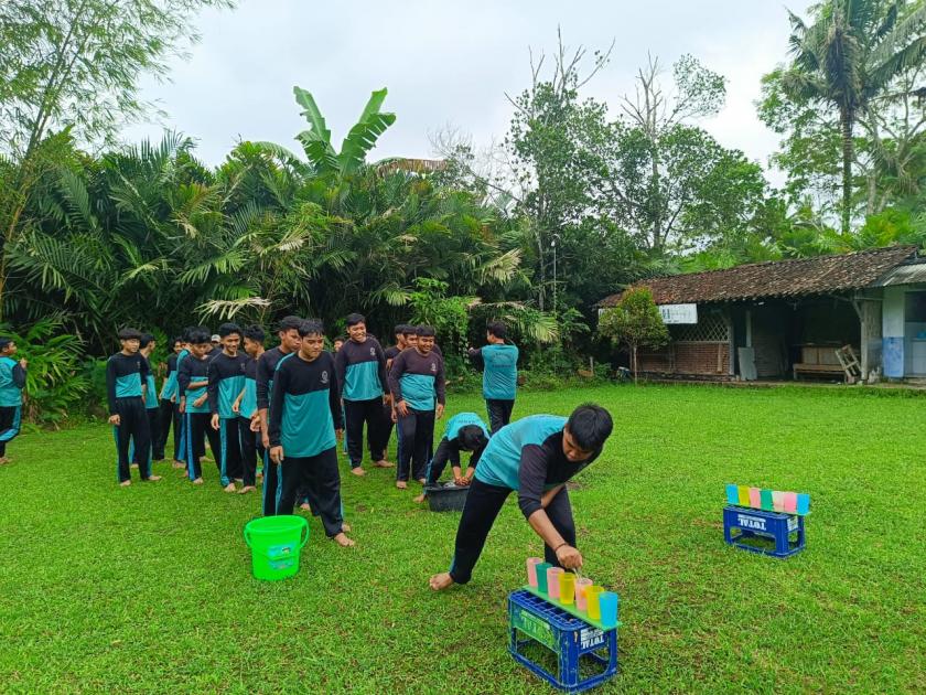 Bakar Semangat Siswa Kelas IX Jelang ASPD, MTs Negeri 3 Sleman Selenggarakan Outbond