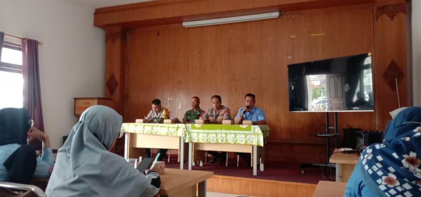 Kepala MTs Negeri 3 Sleman Ikuti Sosialisasi Makanan Bergizi Gratis