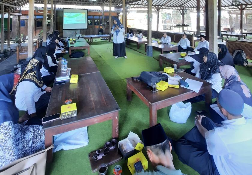 Kembangkan Teknik Konseling Terbaru, MTs N 3 Sleman utus  guru BK ikuti Forum MGBK MTs Kabupaten Sleman