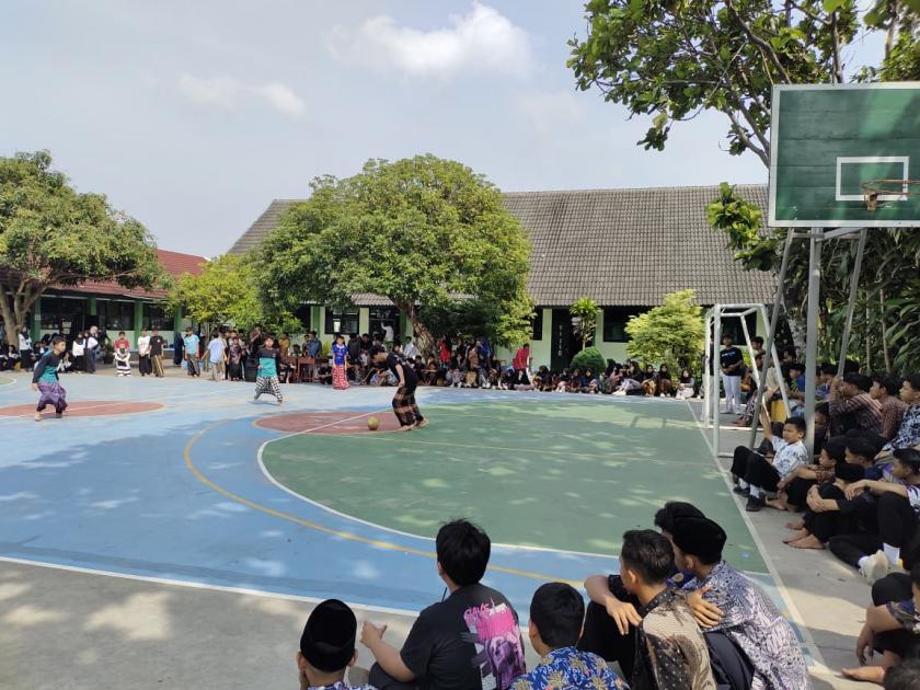 Gelar Pertandingan Futsal, MTs Negeri 3 Sleman Semarakkan Kemerdekaan